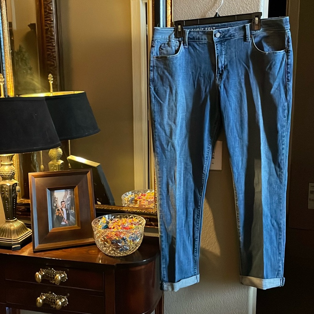 Laurie Felt classic boyfriend jeans